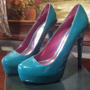 MIA limited Edition turquoise vixen heels